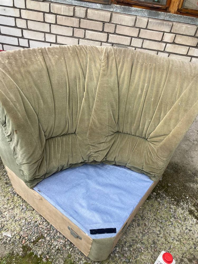 Диван до хімчистки